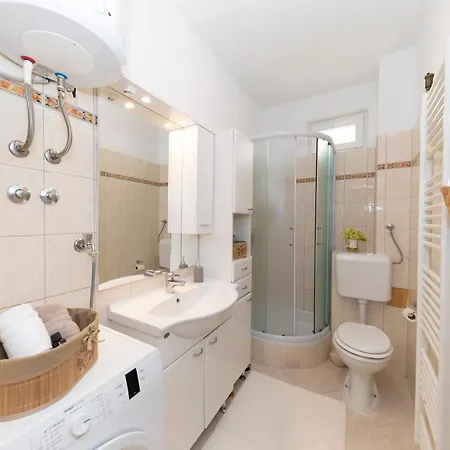 Apartment Fani